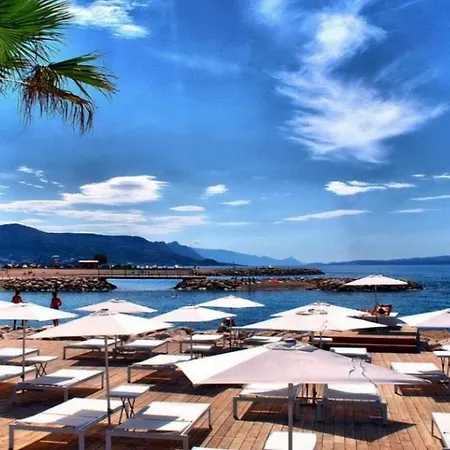 Apartament Lodore Del Mare At Most Beautiful Beach Znjan *