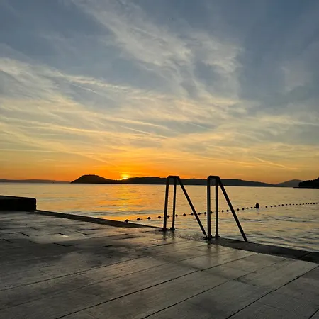 Lejlighed Lodore Del Mare At Beautiful Znjan Split
