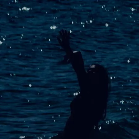 Lodore Del Mare On The *