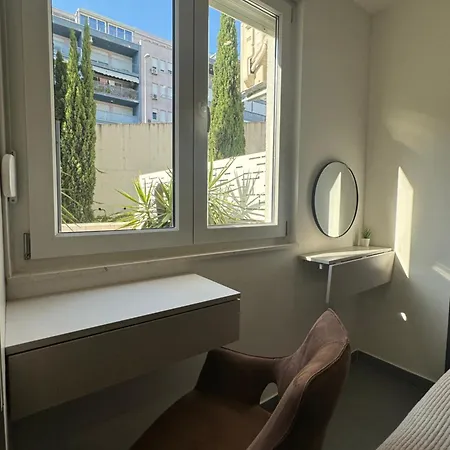 Apartament Lodore Del Mare At Most Beautiful Beach Znjan