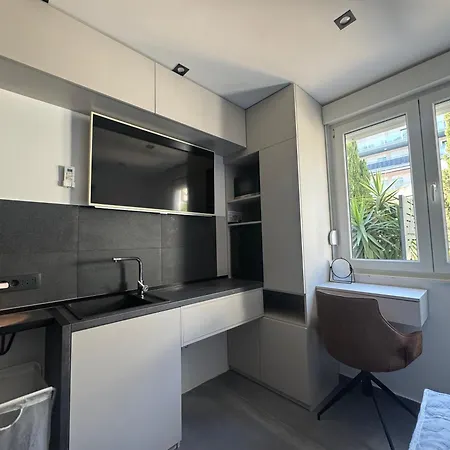 Apartament Lodore Del Mare At Most Beautiful Beach Znjan *
